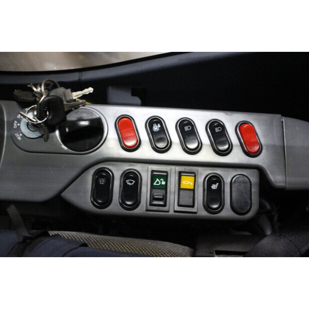 Komatsu PW148-44902801