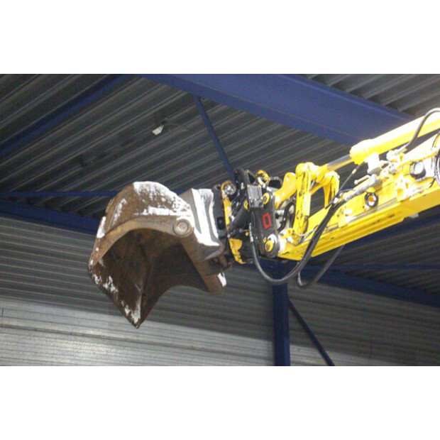 Komatsu PW148-44902805