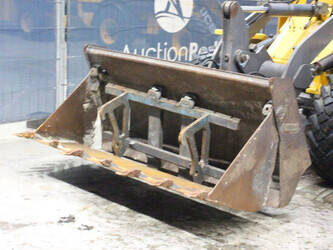 2016-volvo-l30g-1404317-44902851