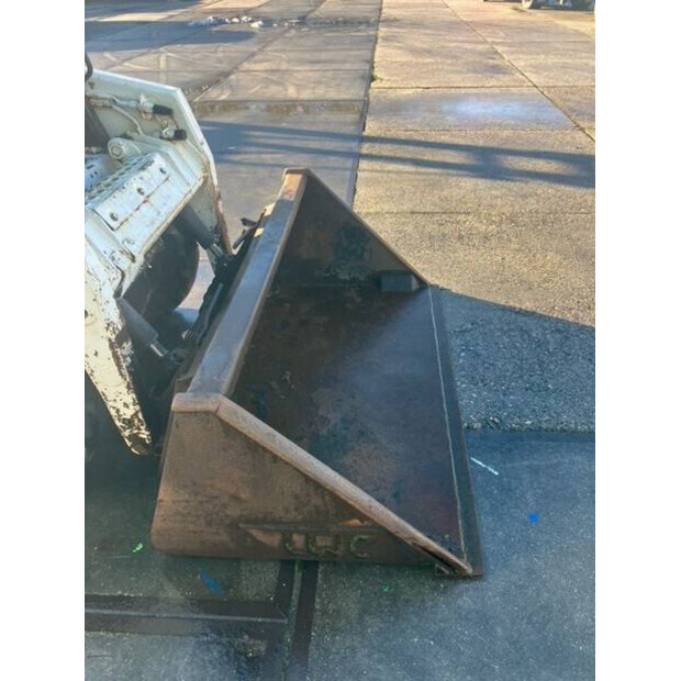 2011 BOBCAT S100-44902932