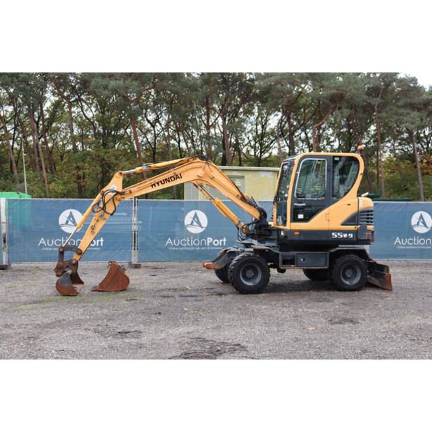 2013 Hyundai 55W-9-44903023