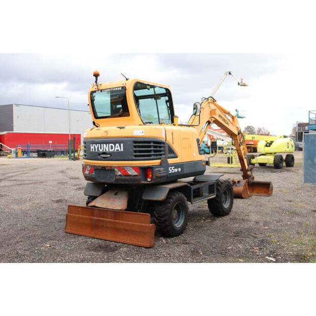 2013 Hyundai 55W-9-44903028