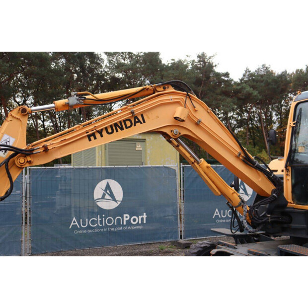 2013 Hyundai 55W-9-44903034