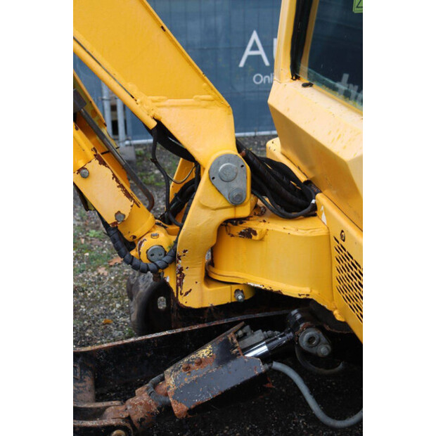 2012 YANMAR VIO20-4-44903130