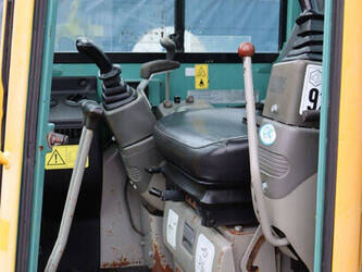 2012-yanmar-vio20-4-1404325-44903139