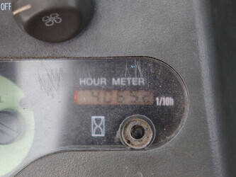 2012-yanmar-vio20-4-1404325-44903144