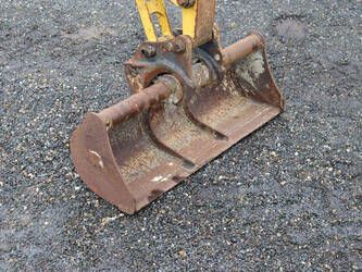 2013-komatsu-pc26mr-3-1404330-44903335