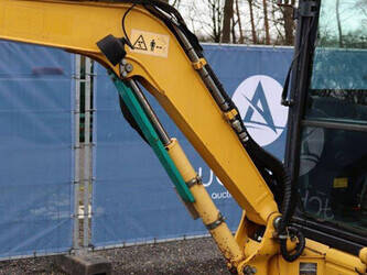 2013-komatsu-pc26mr-3-1404330-44903339