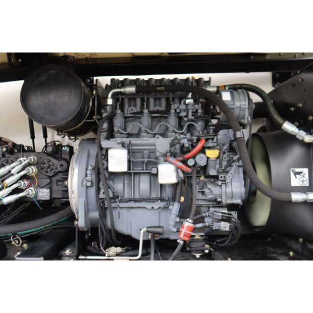 2013 جيه ال جي 1250AJP-44903612