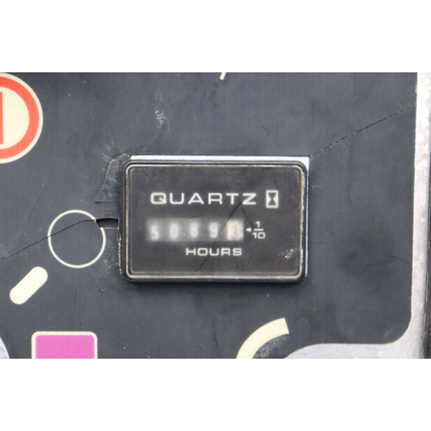 2013 جيه ال جي 1250AJP-44903615