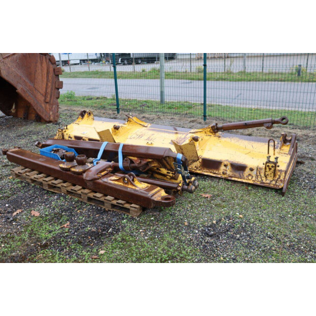 2013 Komatsu D65PX-17-44903665