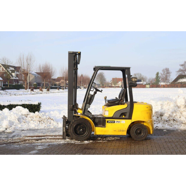 2012 Hyundai 30D-7E-44903887