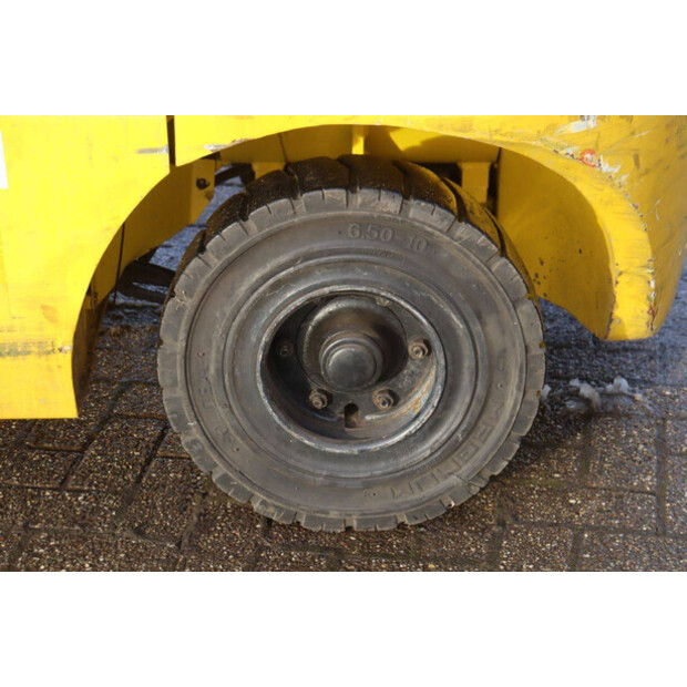 2012 Hyundai 30D-7E-44903898