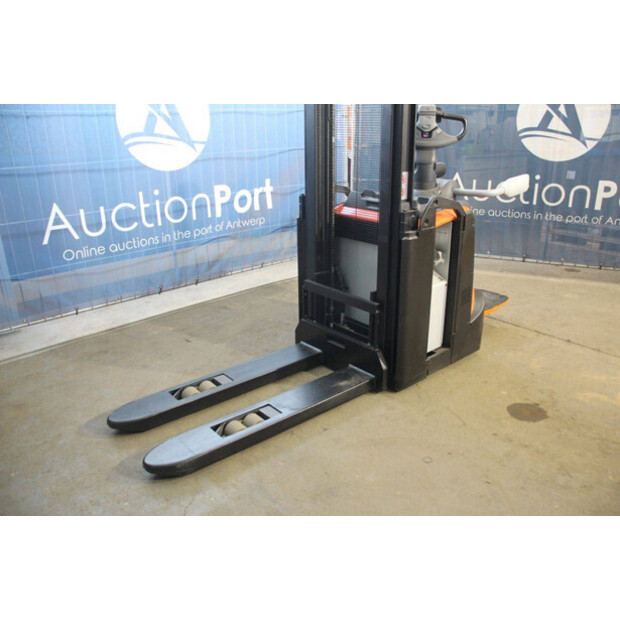 2020 Toyota SPE120-44903932