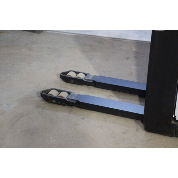 2020 Toyota SPE120-44903950