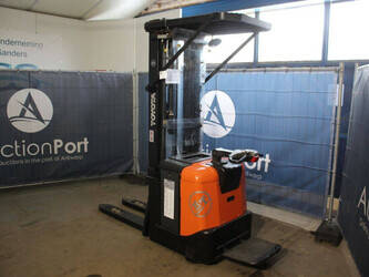 2008-toyota-spe-160-44903953