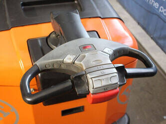 2008-toyota-spe-160-44903964