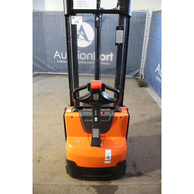 2019 Toyota SWE100-44903977