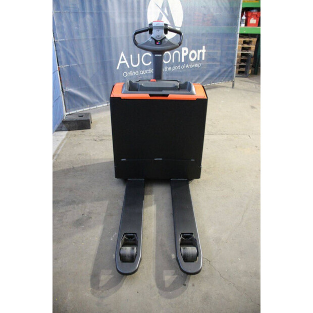 2021 تويوتا LWE160-44904003