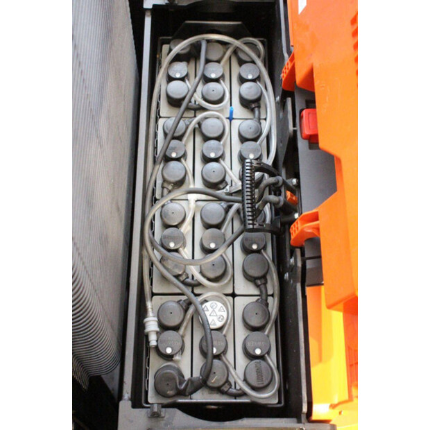 2018 Toyota SWE120-44904118