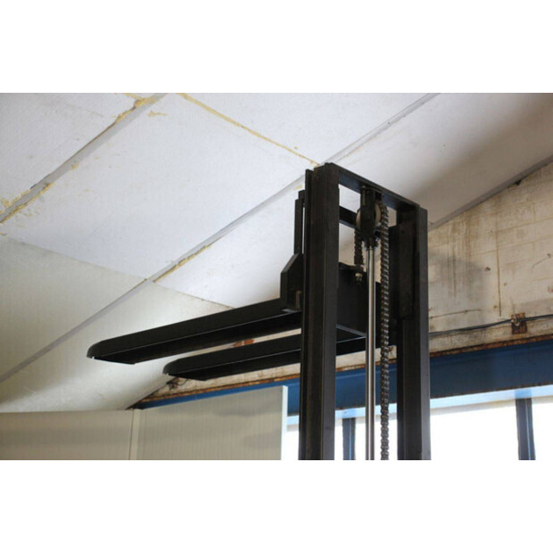 2018 Toyota SWE120-44904128