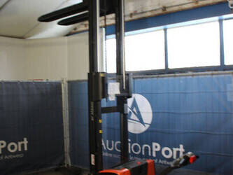 2017-toyota-swe140l-44904174