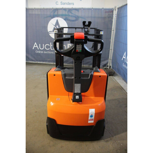 2020 Toyota SWE200D-44904180