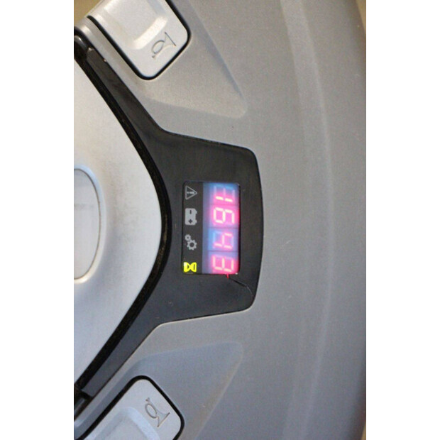 2020 Toyota SWE200D-44904195