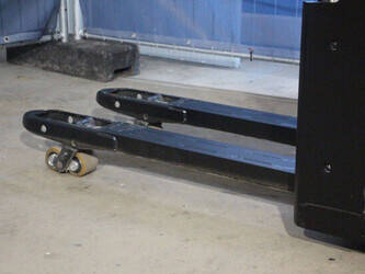 2020-toyota-swe200d-1404359-44904199