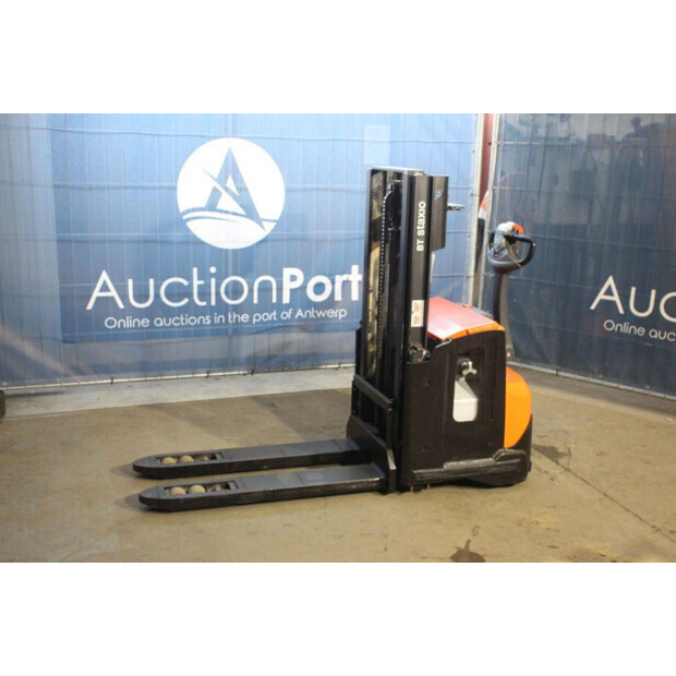 2020 Toyota SWE200D-44904201