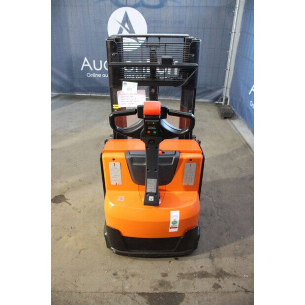 2020 Toyota SWE200D-44904204