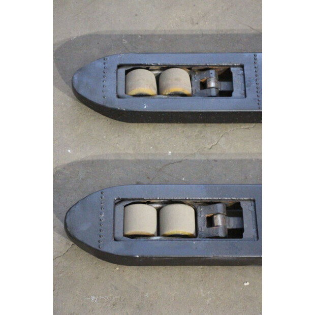 2020 Toyota SWE200D-44904211