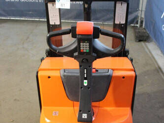 2021-toyota-swe200d-44904226