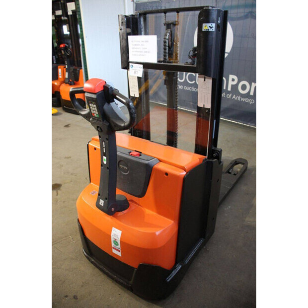 2021 تويوتا SWE200D-44904227