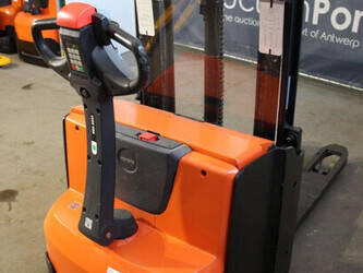 2021-toyota-swe200d-44904227