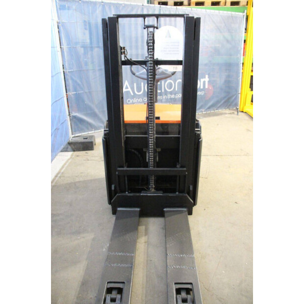 2021 تويوتا SWE200D-44904229