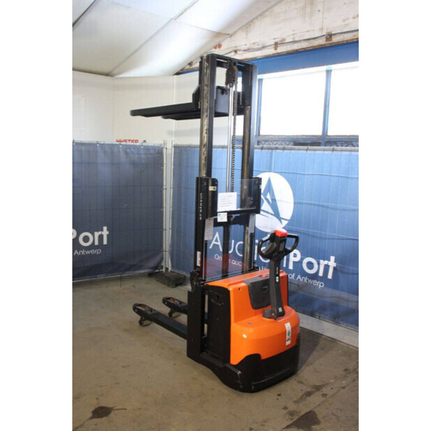 2021 تويوتا SWE200D-44904242