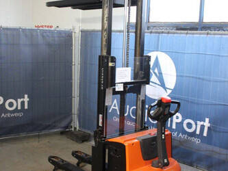 2021-toyota-swe200d-44904242