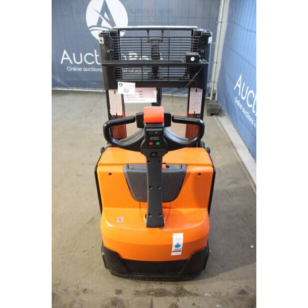 2020 Toyota SWE200D-44904248