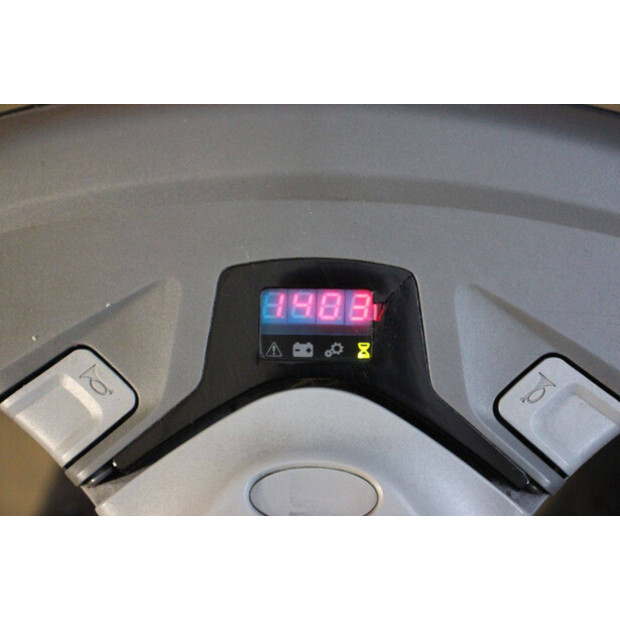 2020 Toyota SWE200D-44904287