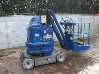 صورة ل رافعات هوائية 2013 ايه تي ان Piaf 880R للبيع في اليابان