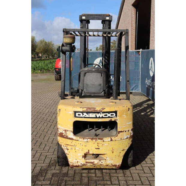 2000 Daewoo D30S-3-44904525