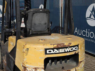 2000-daewoo-d30s-3-1404373-44904539