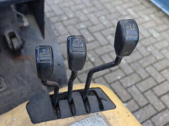 2000-daewoo-d30s-3-1404373-44904549