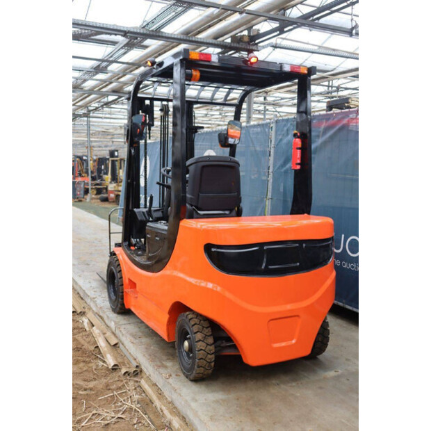 2025 نيتشيكي CPD-20-44904597