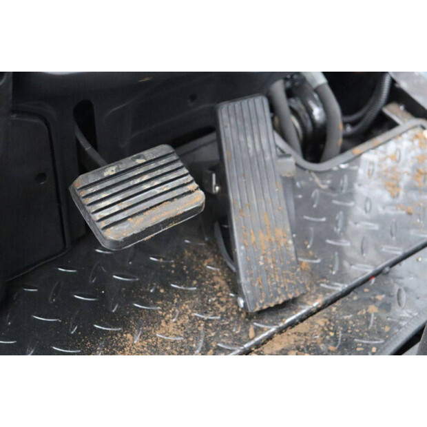 2025 نيتشيكي CPD-20-44904616