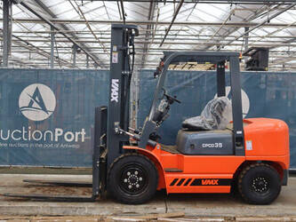 2025-vmax-cpcd35-1404385-44904938