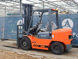 2025-vmax-cpcd35-1404385-44904939