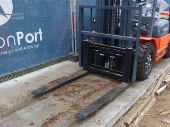 2025-vmax-cpcd35-1404385-44904945