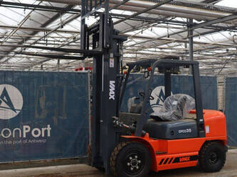 2025-vmax-cpcd35-1404385-44904973